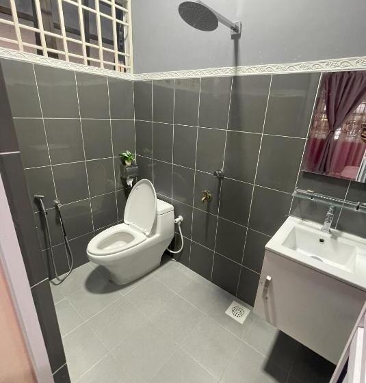 پانسیون Venice Raudhah Guest House