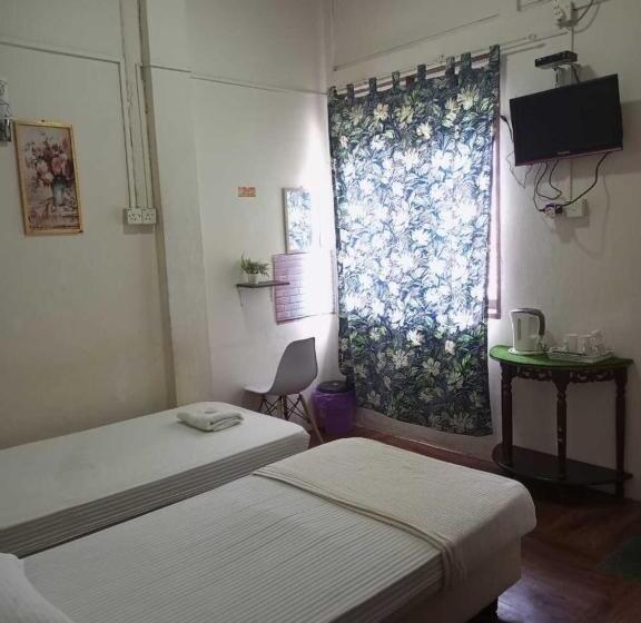 Rz Gold Hotel Official Account