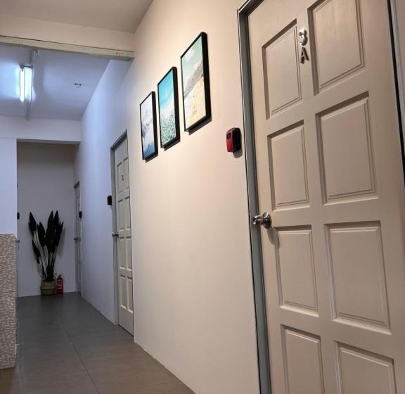 Общежитие Room2#ig Theme Bargainous#shared Bathroom#4pax#2min Kek Lok Si