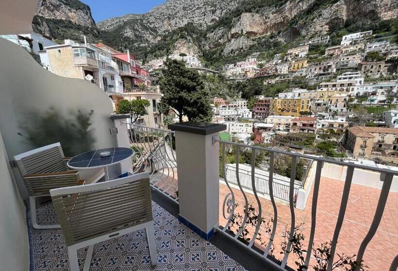 تختخواب و صبحانه Milky Suites Positano