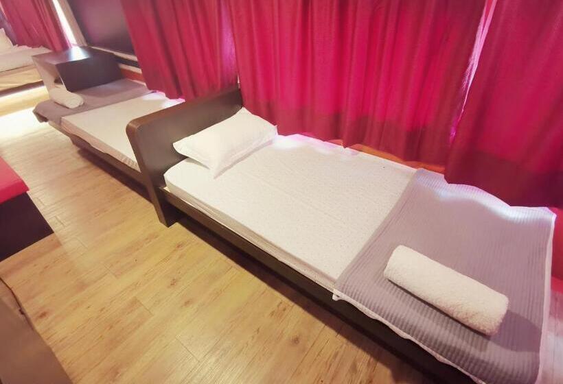 Pangkor Bus Resort By Besla