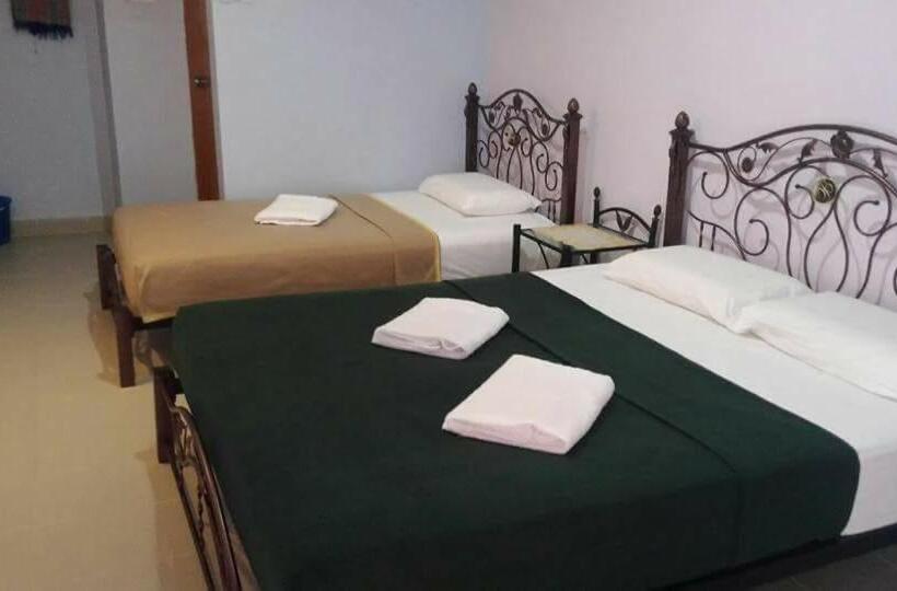 펜션 Kanza Beach Inn