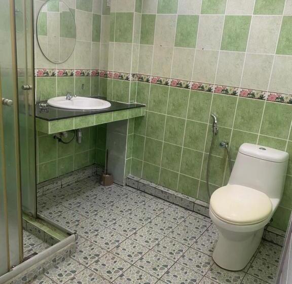 پانسیون Mawar Homestay Kuching