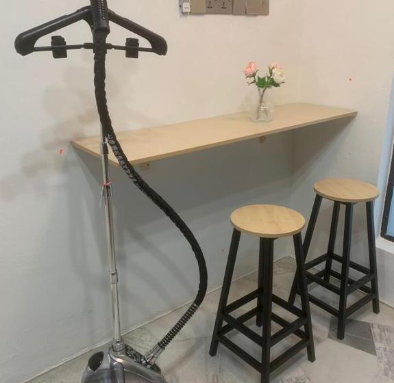 펜션 Queen Room Semi Attached Bathroom Bukit Mertajam Alma Impian