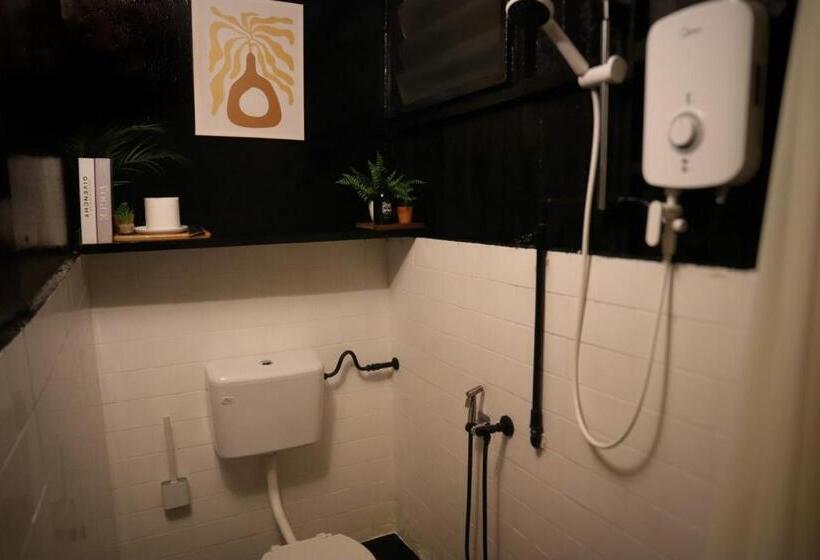 پانسیون Rumapoko Guesthouse