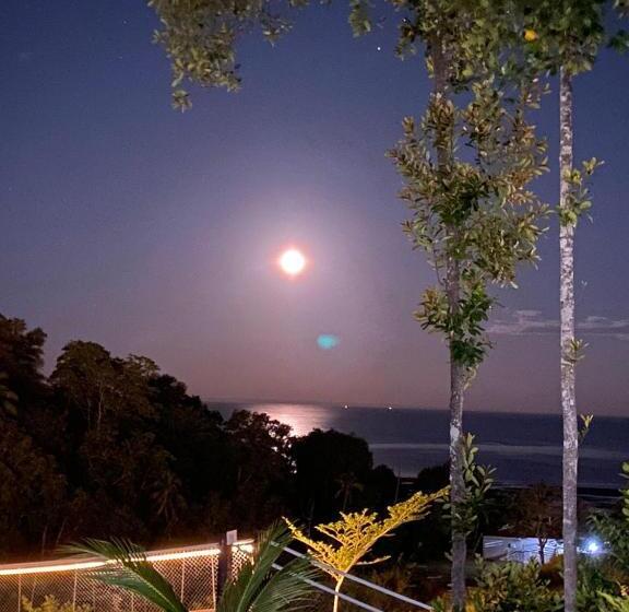 استراحتگاه D View Holiday Homes