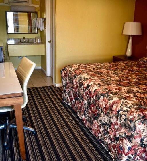 Walnutforestmotel