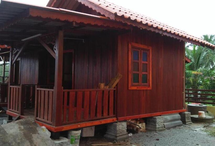 فندق صغير Chalet Kb Wakaf Kayu