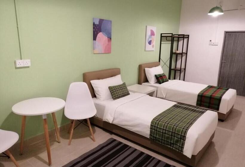 هاستل Teriang Village Inn
