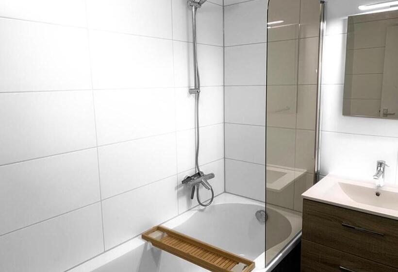 B&b En Vakantiewoningen  T Wienhoes