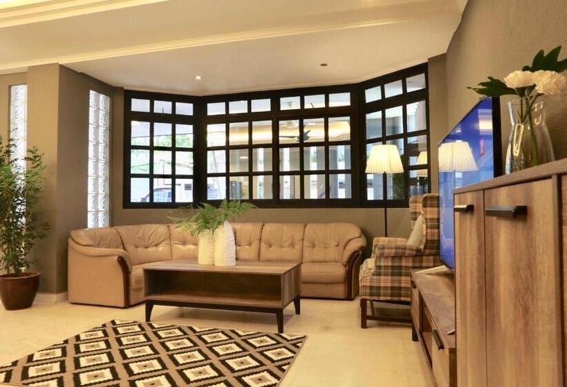 住宿加早餐  G Beach Front Villa