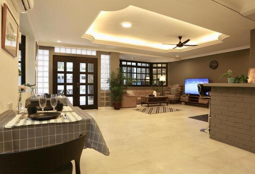 住宿加早餐  G Beach Front Villa