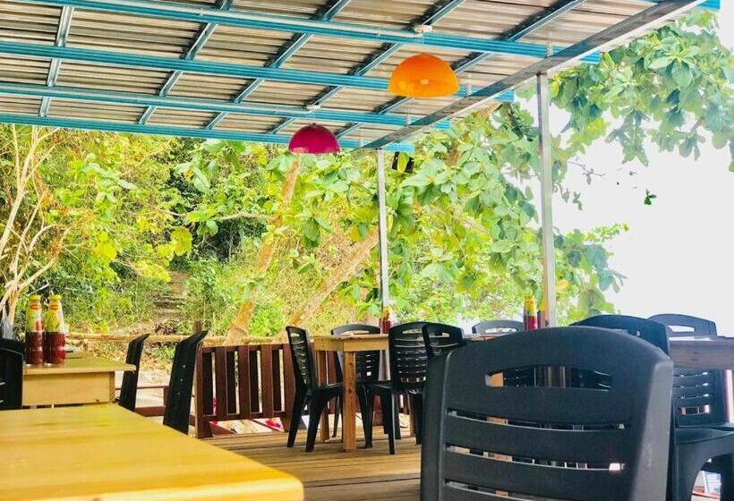 مبيت وإفطار Perhentian Chomel Chalet