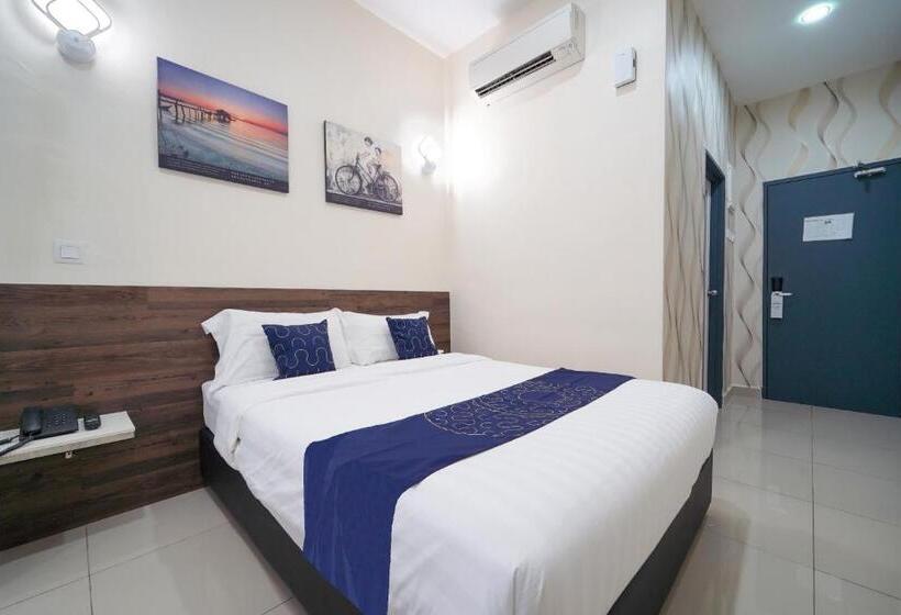 בית מלון כפרי Avatel Jelutong