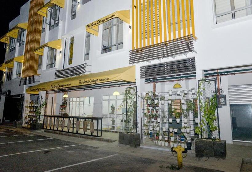 ホテル The Serai Cottage Downtown