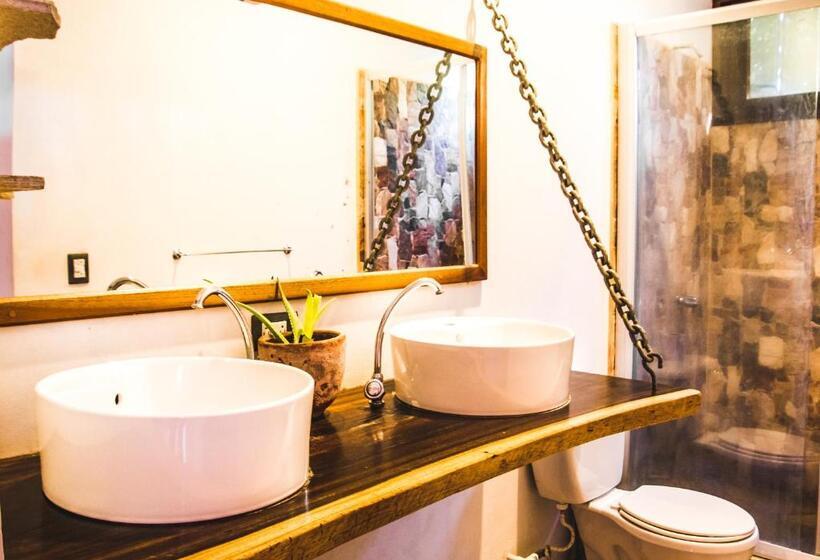 פנסיון Casa Del Arte   Rooms With Private And Shared Bathrooms