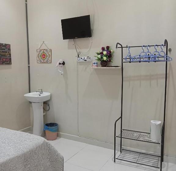 ペンション Desa Besut Inn