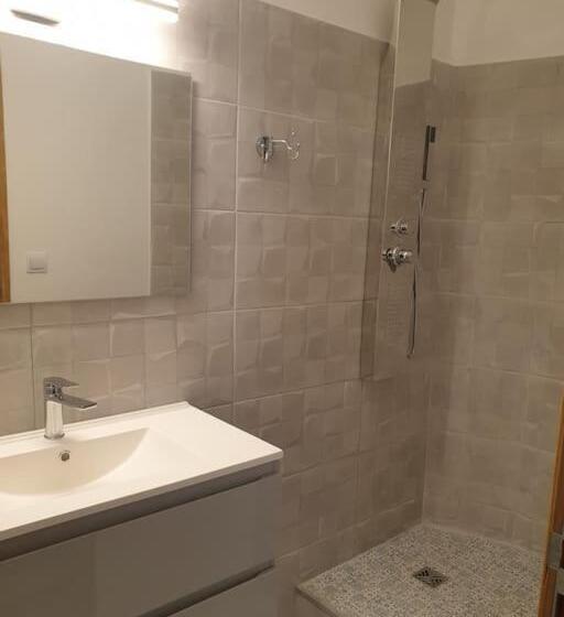 פנסיון Maisonnette Guest House