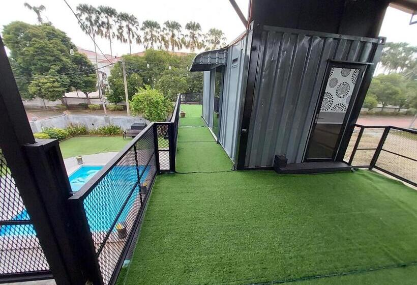 پانسیون Safar House & Cabin