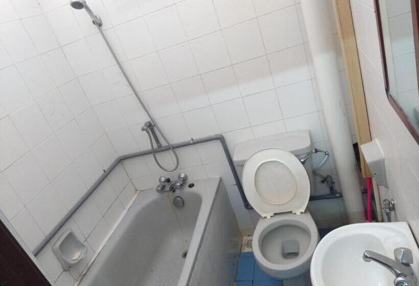 پانسیون Seri Lagenda Apartment