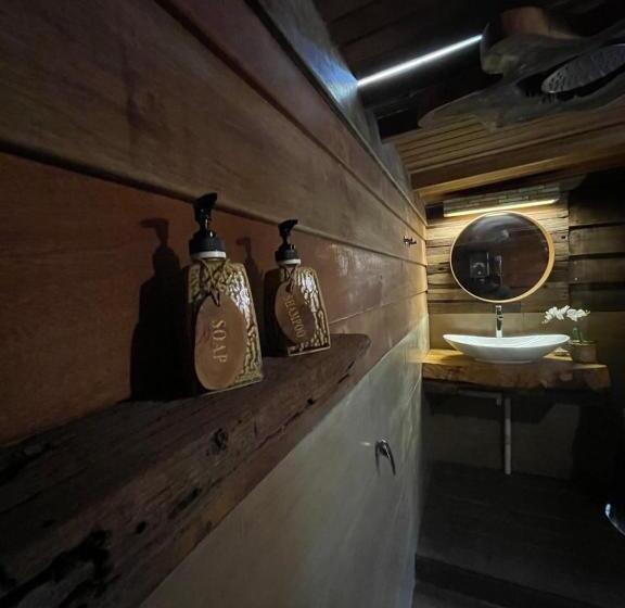 膳宿费 The Temak Villa