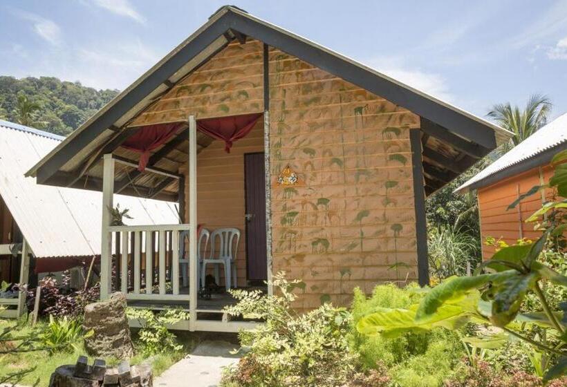 استراحتگاه Beach Shack Chalet   Garden View Aframe Big Unit