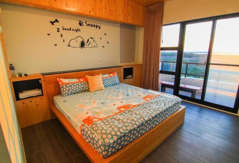 تختخواب و صبحانه Air Force