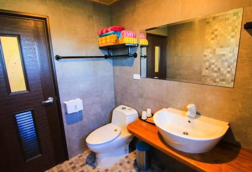 تختخواب و صبحانه Air Force