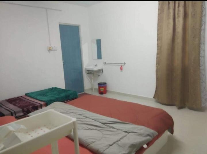 تختخواب و صبحانه Airport Kota Bharu Roomstay & Riverside Homestay