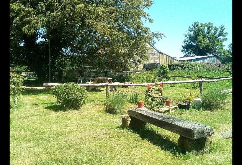 צימר Les Chambres Du Vau Profond