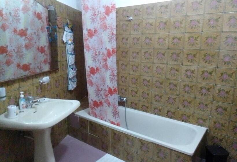 ベッドアンドブレックファースト Villa Lembo