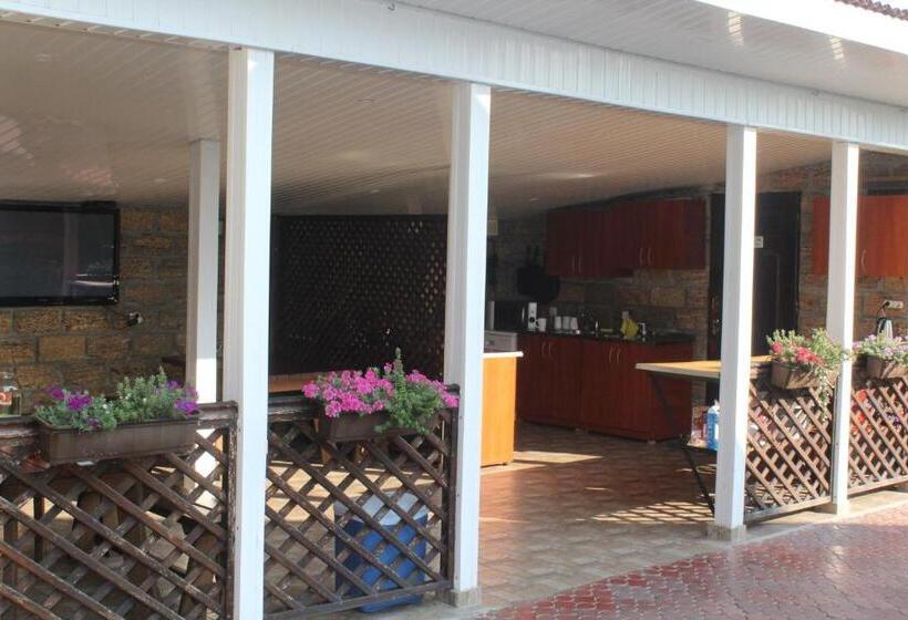 فندق Complex Mizh Triokh Ozer