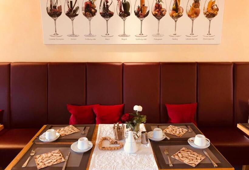 호텔 Weinquartier Burggarten