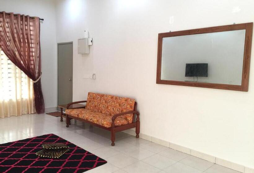 پانسیون Ana Guest House Jalan Airport Kuantan