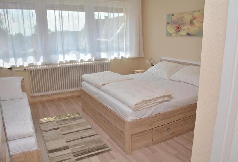 بنسيون Molnár Vendégház