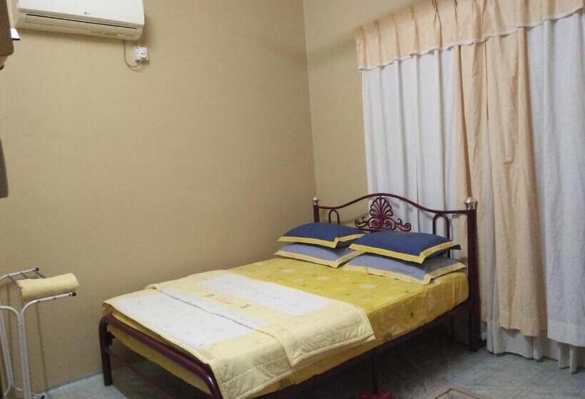 پانسیون Teratak Ibunda Guest House