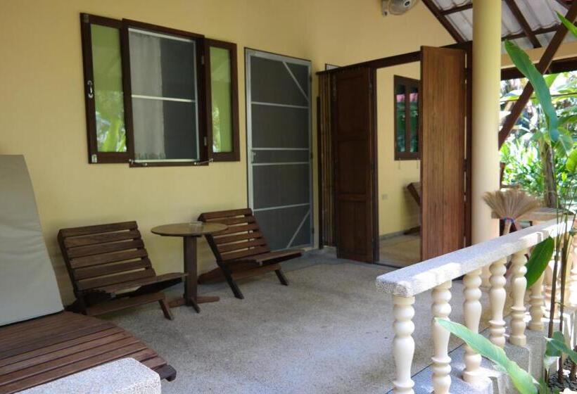 リゾートホテル Lake View Bungalows