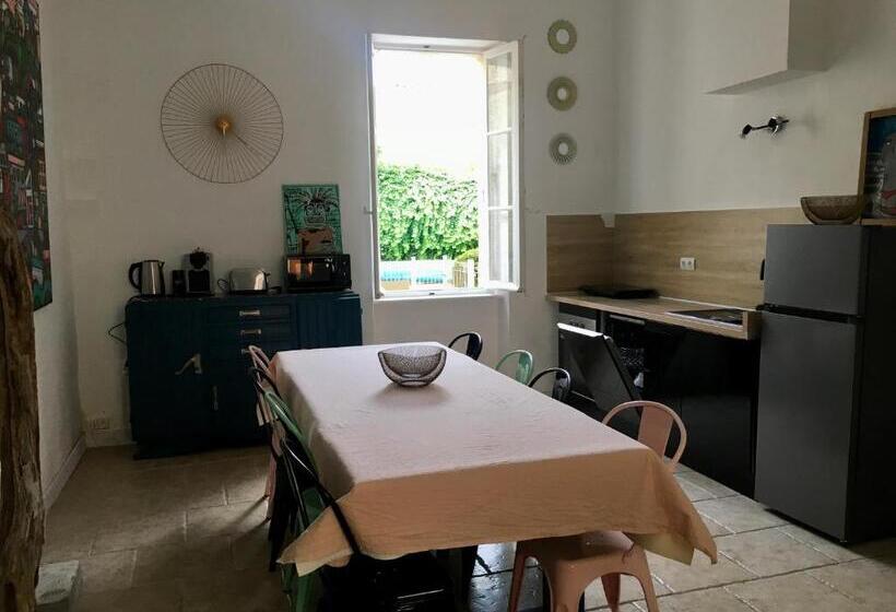 ベッドアンドブレックファースト La Casa Deva   Maison D Artistes