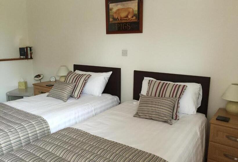 تختخواب و صبحانه Puttocks Farm