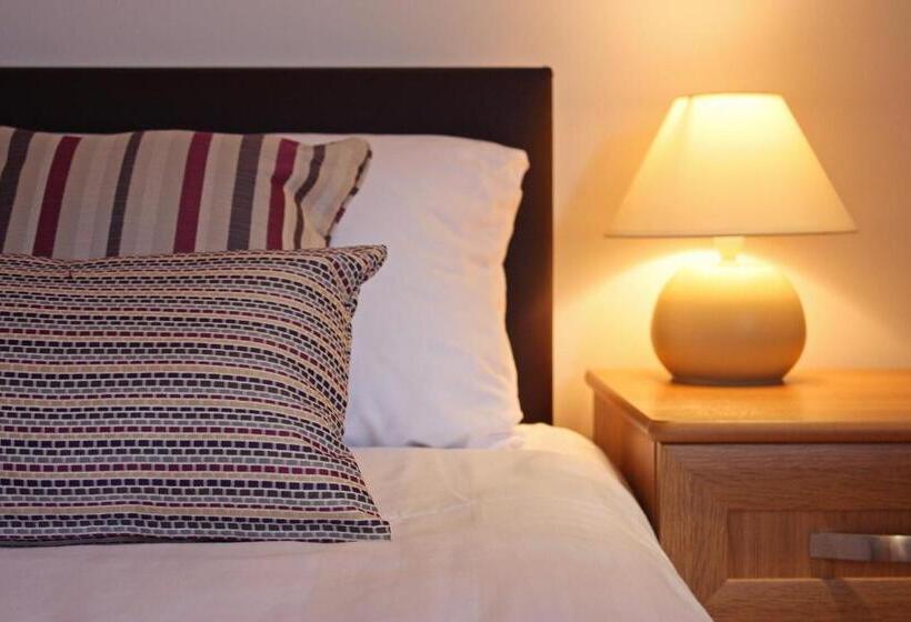 تختخواب و صبحانه Puttocks Farm