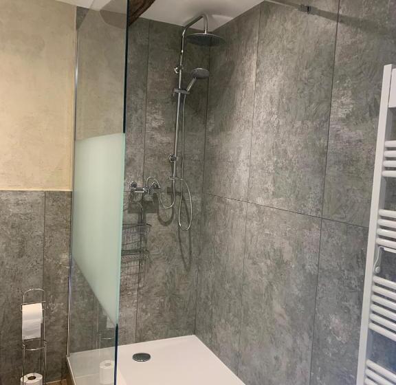 مبيت وإفطار Quinte Et Sens