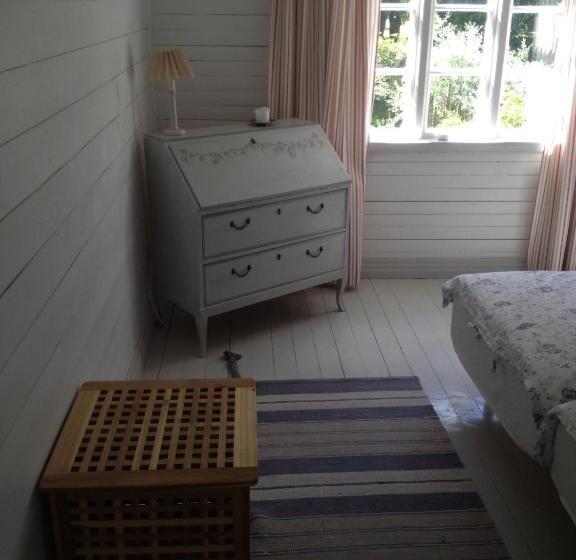 تختخواب و صبحانه Säbyholms Gård