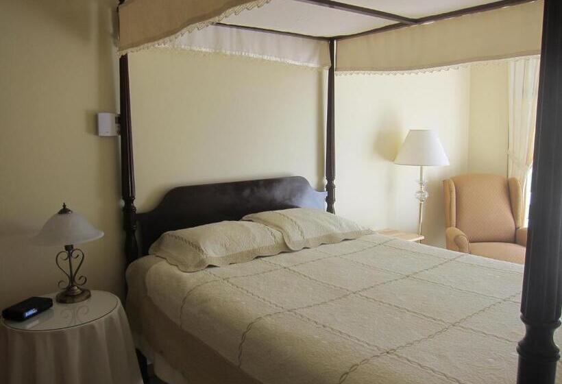 تختخواب و صبحانه Summers Country Inn