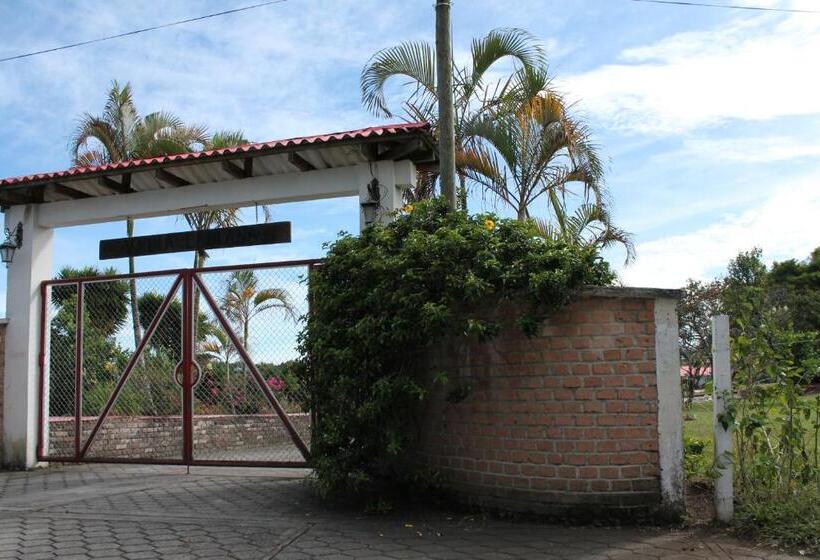 هتل Agroparque Las Villas