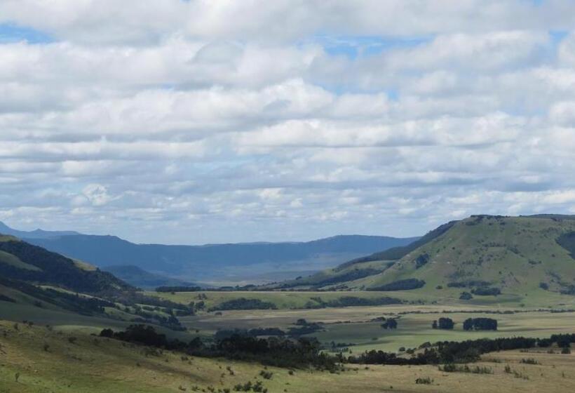 בית מלון כפרי Luiperdkloof Trout Lodge