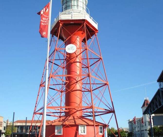 فندق صغير Port Adelaide Backpackers