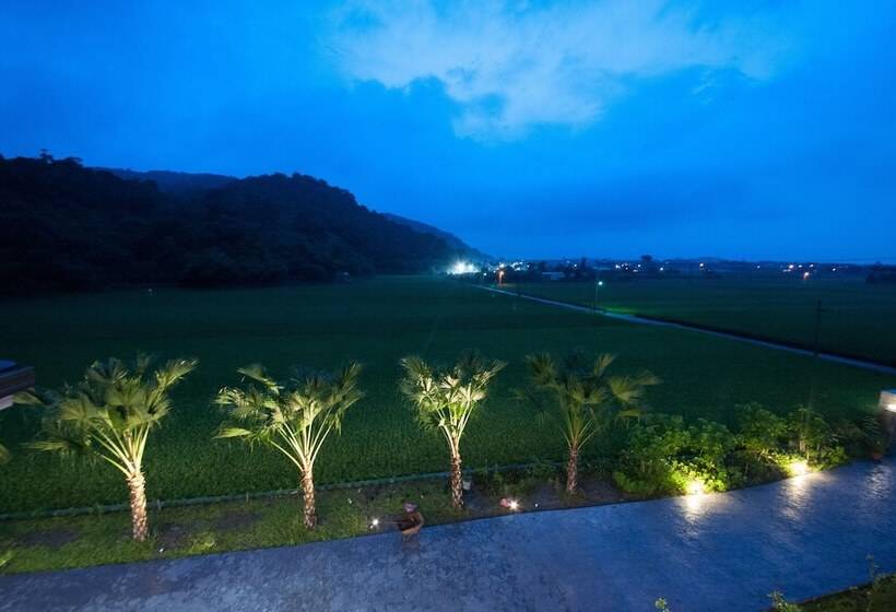 تختخواب و صبحانه Barefoot And Breakfast