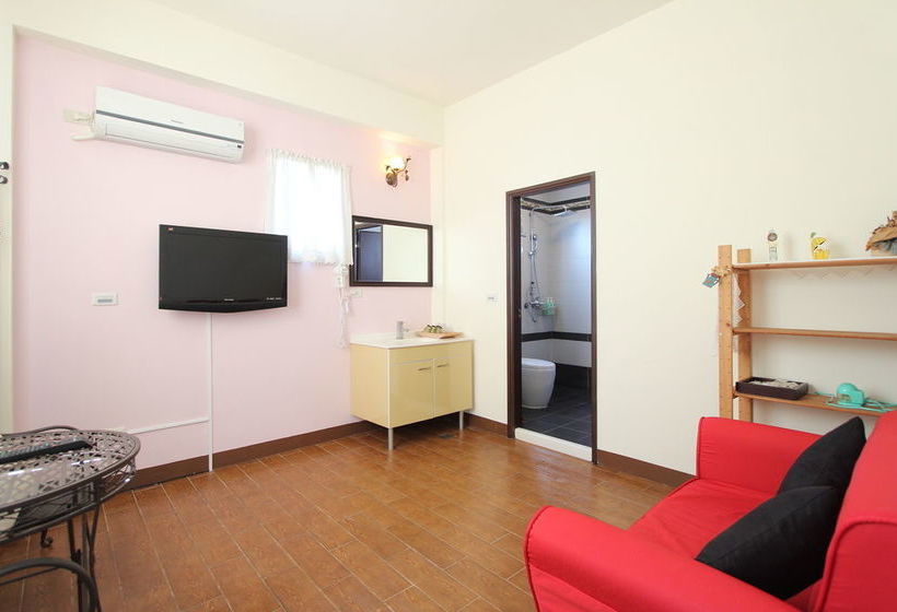 تختخواب و صبحانه Kenting Bonjour Resort