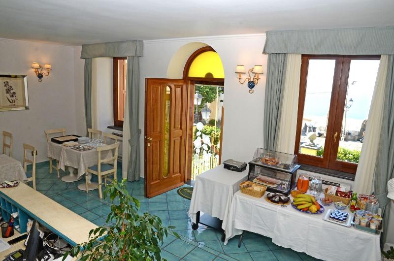 تختخواب و صبحانه Villa Maria