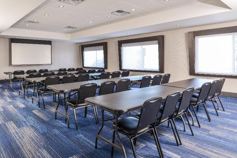 בית מלון כפרי Holiday Inn Express & Suites   Kansas City   Lee S Summit, An Ihg
